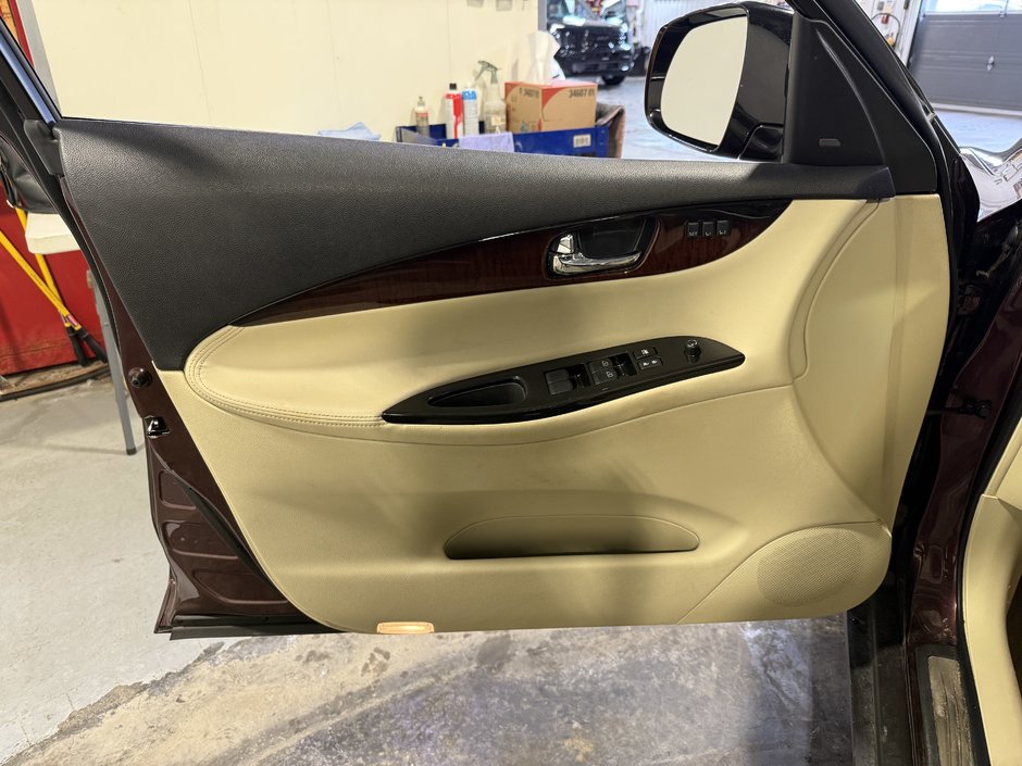 Infiniti QX50 LUXURY 2017-11