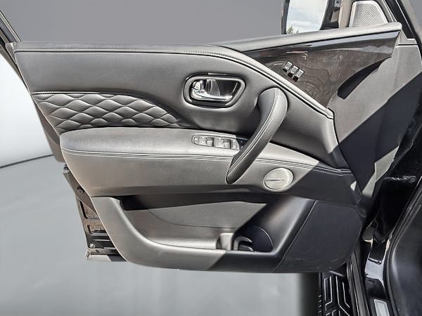 2024 Infiniti QX80 Luxe-10