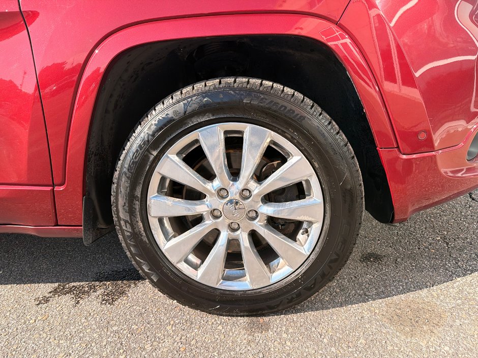 2016 Jeep Cherokee OVERLAND 4X4-9