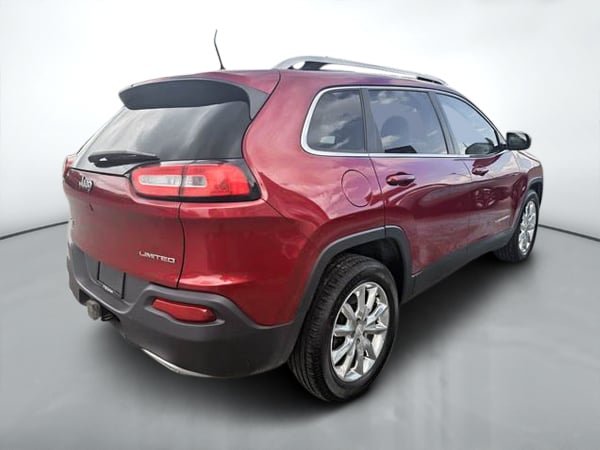 Jeep Cherokee LIMITED AWD 3.2L 2017-6