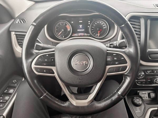 Jeep Cherokee LIMITED AWD 3.2L 2017-16
