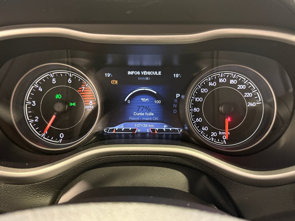 2018 Jeep Cherokee TRAILHAWK-18