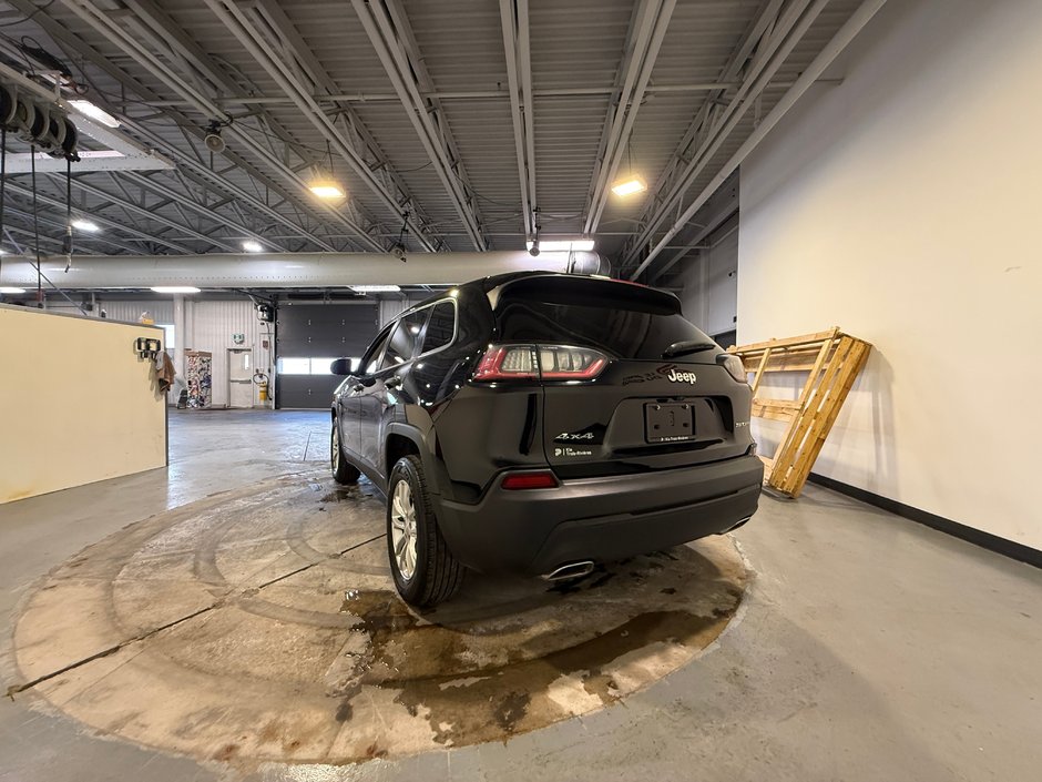 2021 Jeep Cherokee SPORT-4