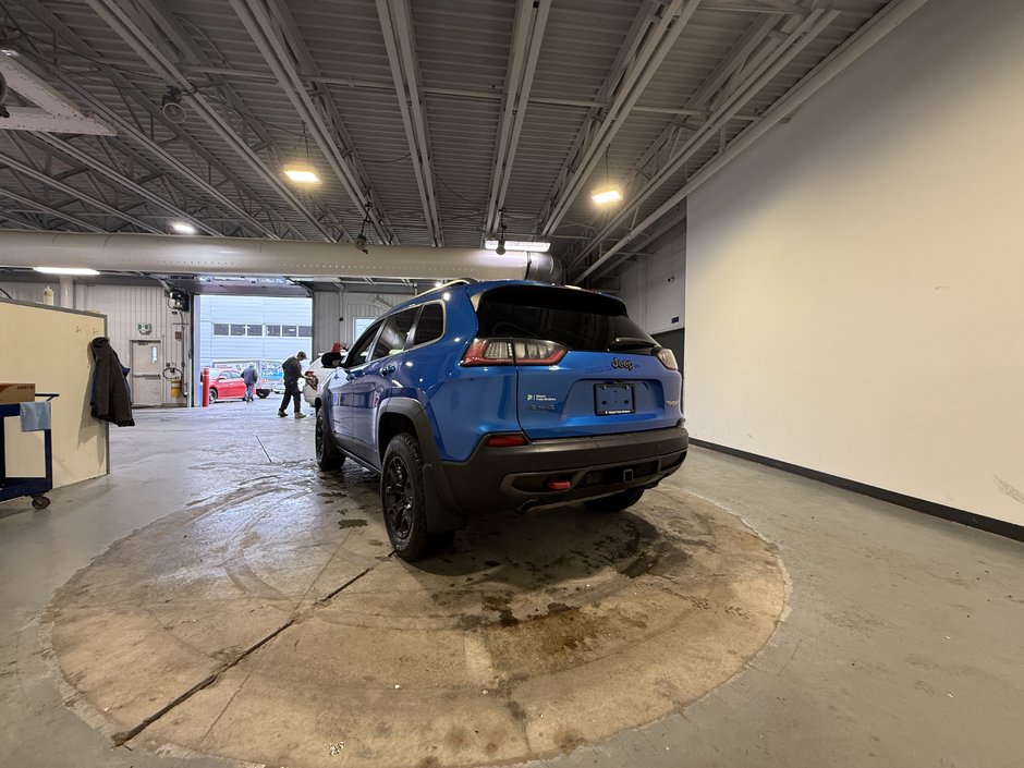2021 Jeep Cherokee Trailhawk-4