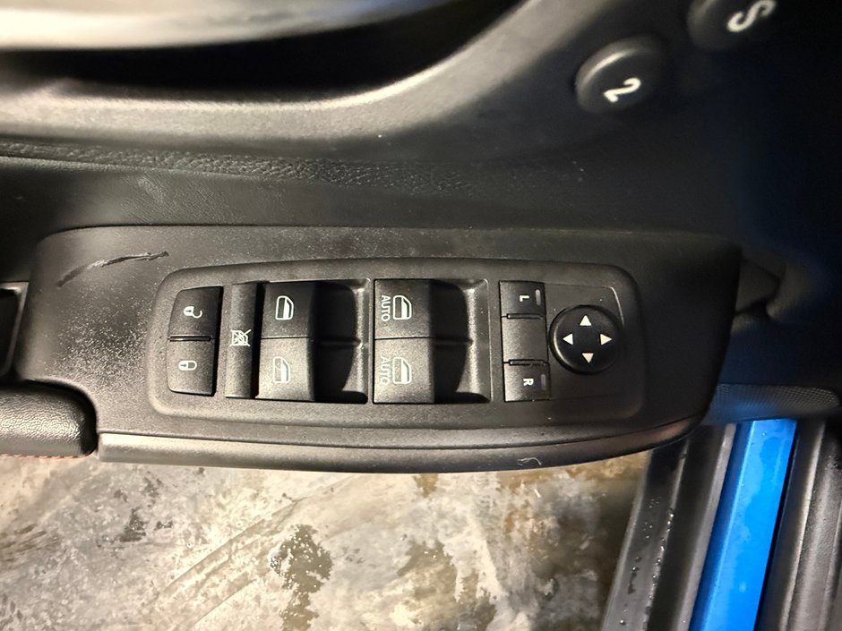 2021 Jeep Cherokee Trailhawk-12