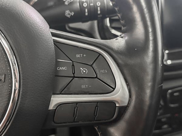 2018 Jeep Compass Limited-15