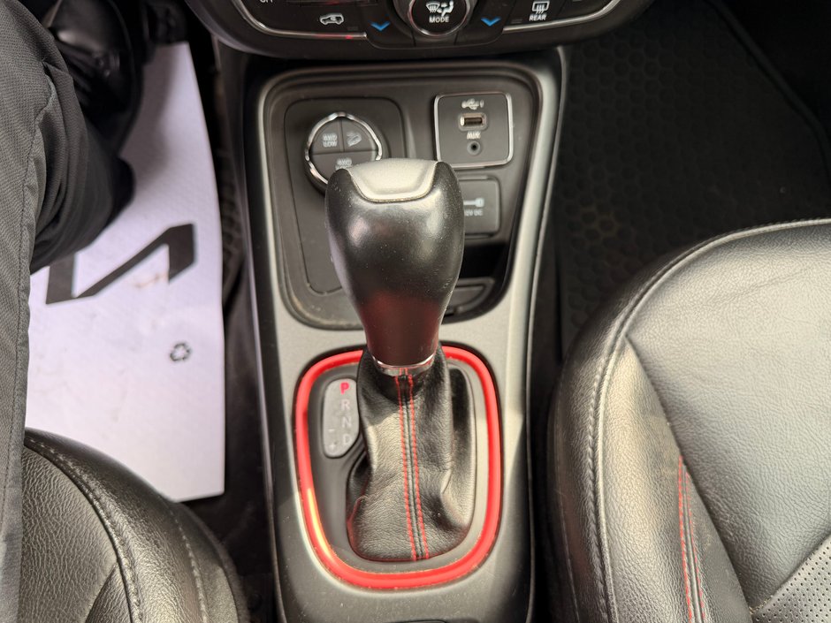 2020 Jeep Compass TRAILHAWK AWD-20