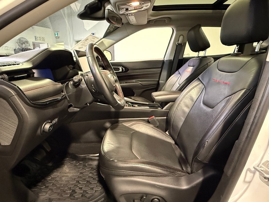 Jeep Compass TRAILHAWK //  ELITE 4X4 2022-13