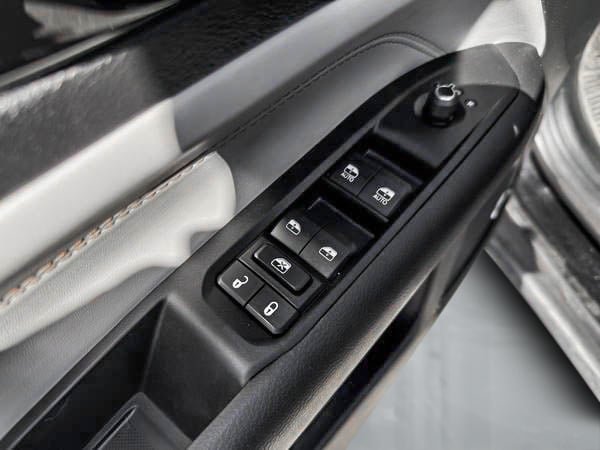 2022 Jeep Compass LIMITED-8