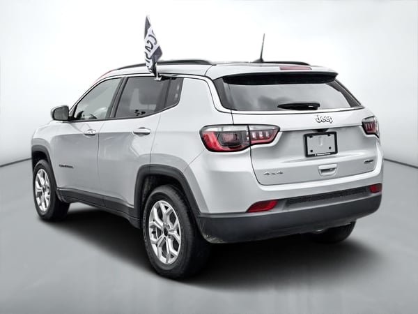 2025 Jeep Compass North-4