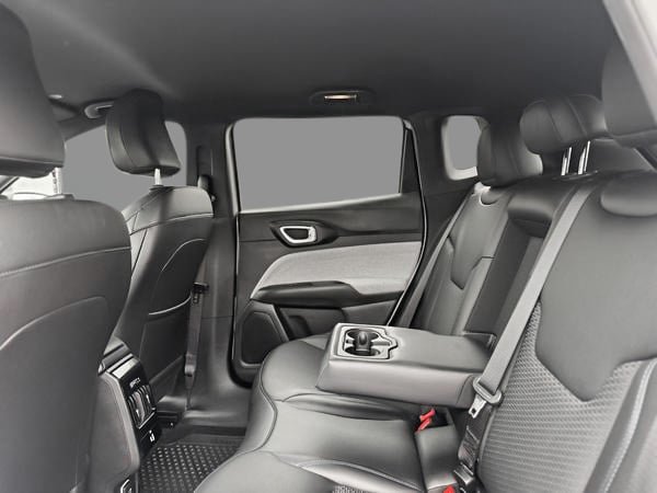 2025 Jeep Compass North-7