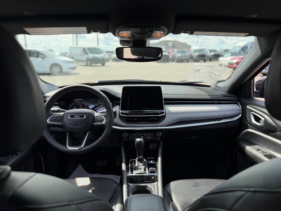 2026 Jeep Compass North-9