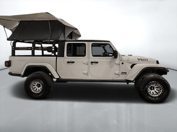 2022 Jeep Gladiator WILLYS-1