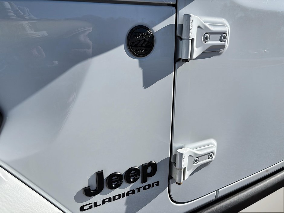 Jeep Gladiator WILLYS 4X4 // 14000$ EN MODIFICATIONS 2022-9