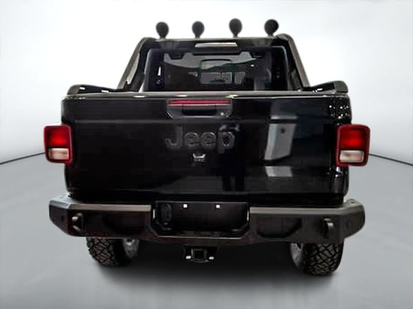 2023 Jeep Gladiator SPORT S-3