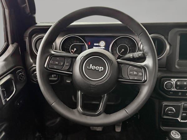 2023 Jeep Gladiator SPORT S-12