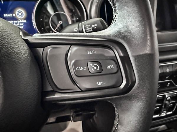 2023 Jeep Gladiator SPORT S-14
