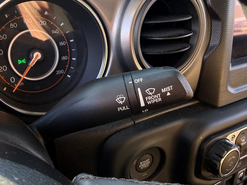 Jeep Gladiator SPORT S ALTITUDE 2023-16