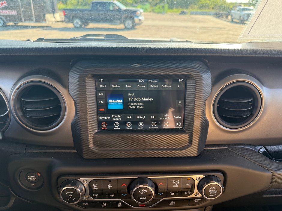 Jeep Gladiator SPORT S ALTITUDE 2023-18
