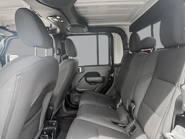 Jeep Gladiator WILLYS 2023-8