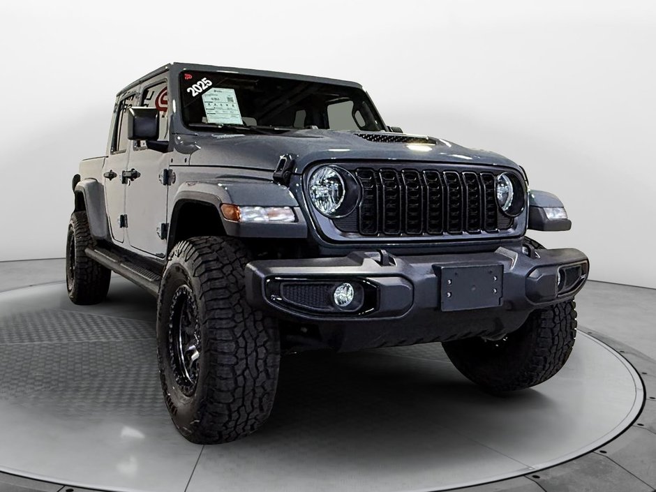 2025 Jeep Gladiator SPORT S // 4X4 // 8000$ EN MODIFICATIONS-0
