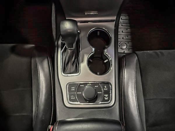 2017 Jeep Grand Cherokee Trailhawk-22