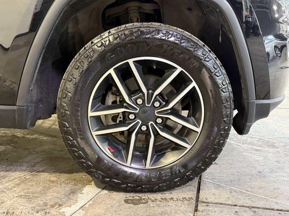 Jeep Grand Cherokee Trailhawk 2019-10