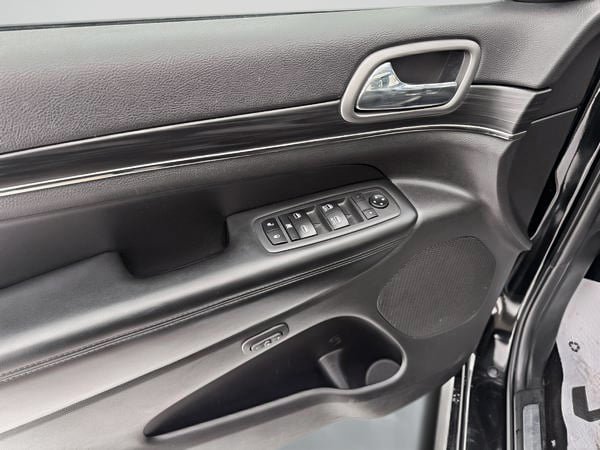 2020 Jeep Grand Cherokee LIMITED X AWD 5.7L-14
