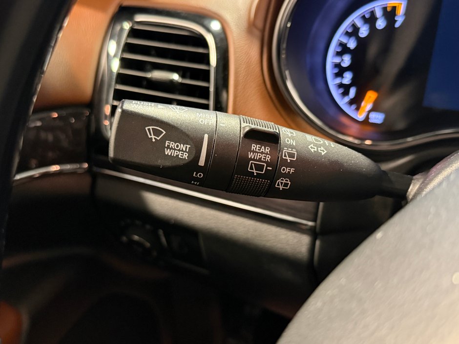 2021 Jeep Grand Cherokee OVERLAND-17