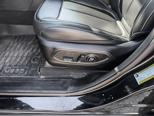 2023 Jeep Grand Cherokee Limited-8