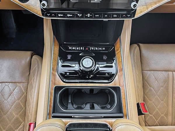 Jeep Grand Wagoneer Serie III 2022-22