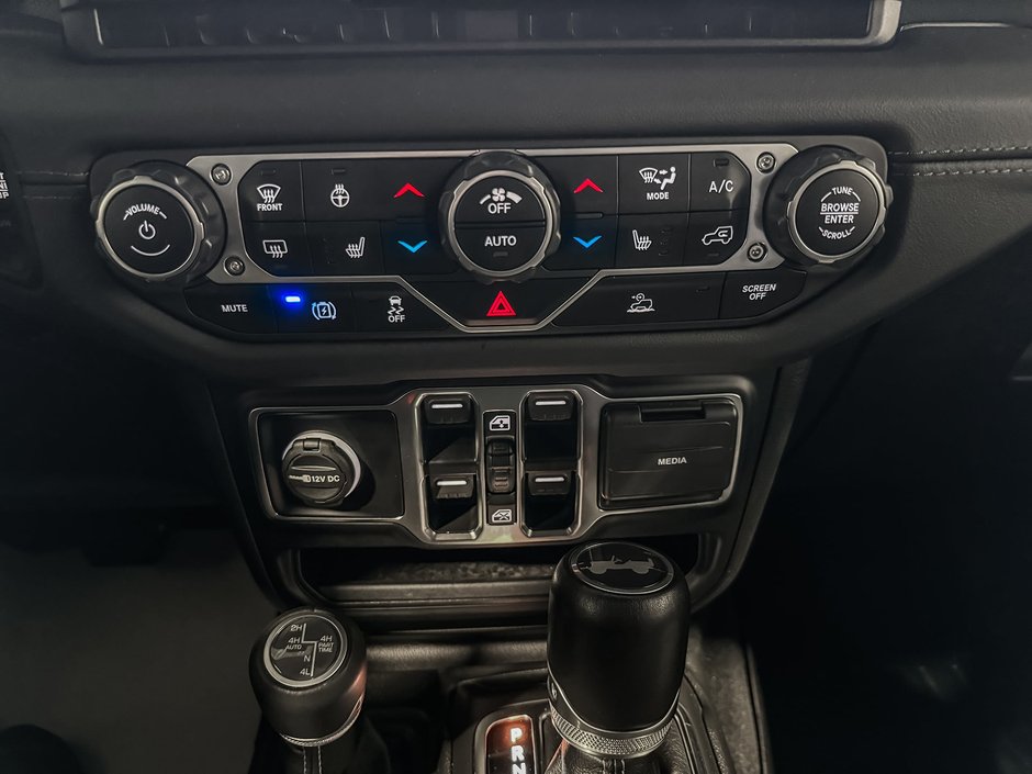 Jeep Wrangler 4xe 4xe 2024-24