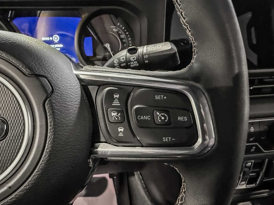 Jeep Wrangler 4xe 4xe 2024-17