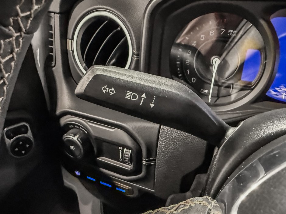 Jeep Wrangler 4xe 4xe 2024-18