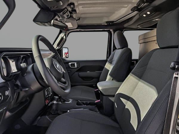 Jeep Wrangler 4xe Willys 2025-9
