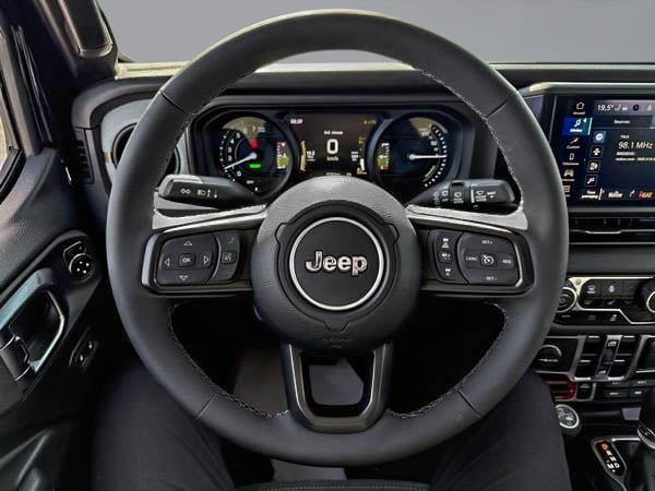 Jeep Wrangler 4xe Willys 2025-11