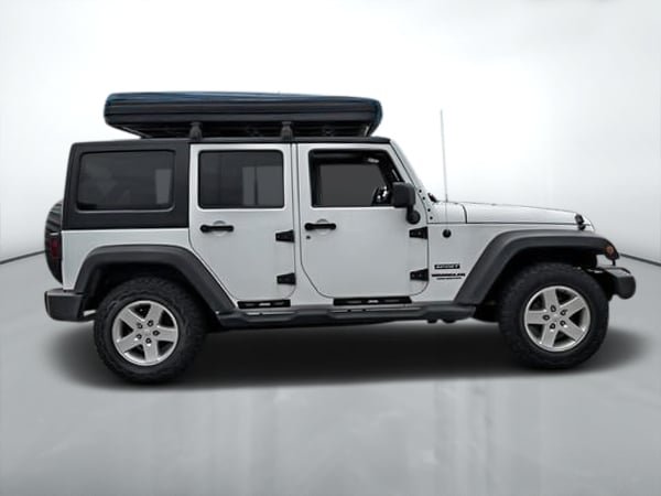 Jeep Wrangler Unlimited SPORT TENTE DE CAMPING 2014-1