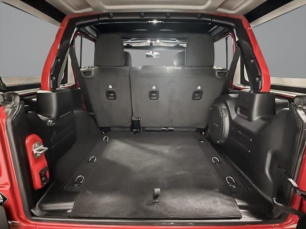 2022 Jeep Wrangler ALTITUDE MODIFIÉ-24