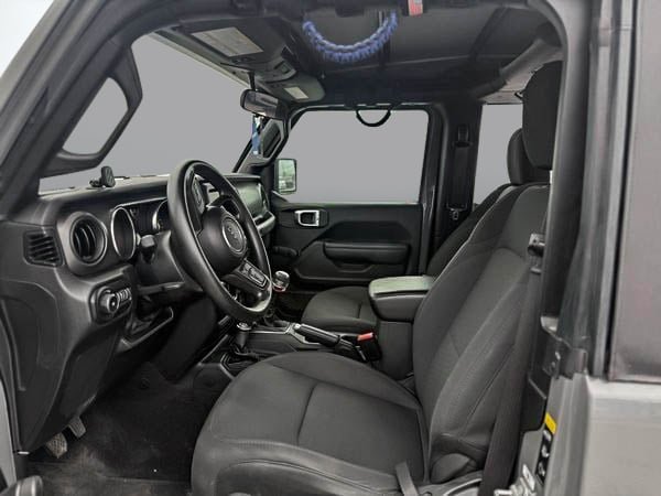 Jeep Wrangler Sport 2022-6
