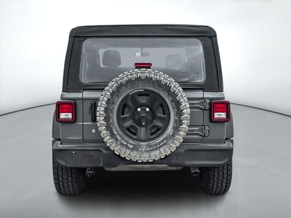 Jeep Wrangler Sport 2022-3