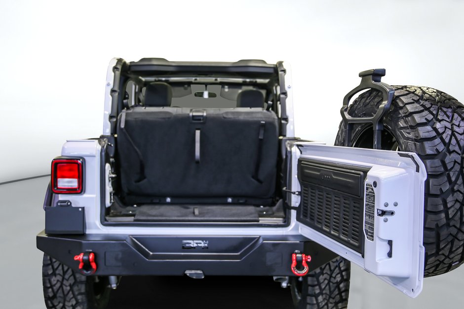 Jeep Wrangler SPORT MODIFIÉ 2023-17
