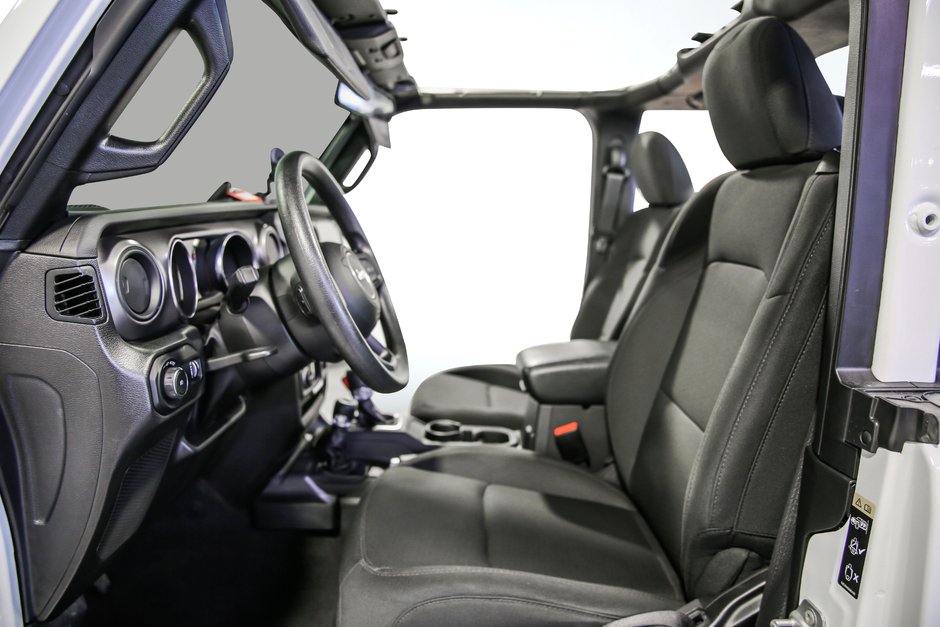 Jeep Wrangler SPORT MODIFIÉ 2023-14
