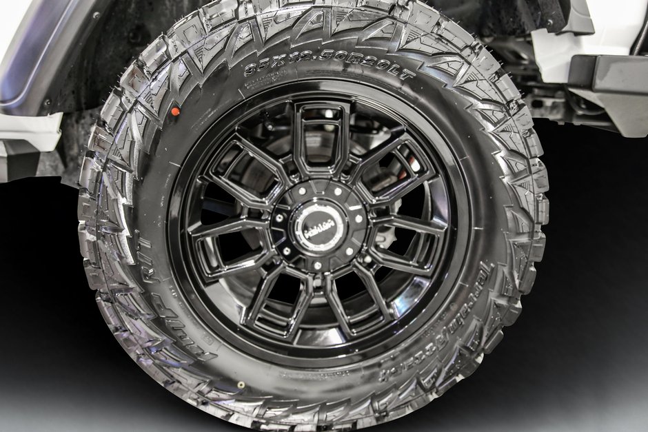 Jeep Wrangler SPORT MODIFIÉ 2023-7