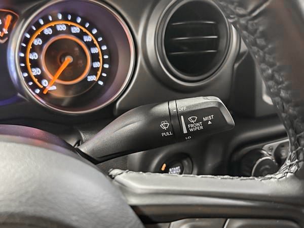 Jeep Wrangler WILLYS MODIFIÉ 2023-21