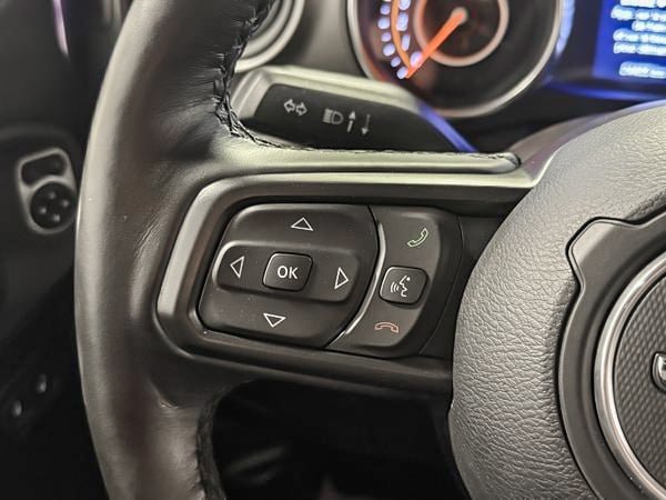 Jeep Wrangler WILLYS MODIFIÉ 2023-18