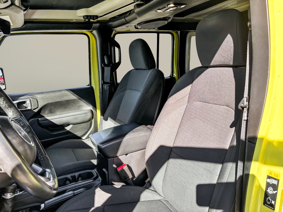 2023 Jeep Wrangler unlimited altitude-12