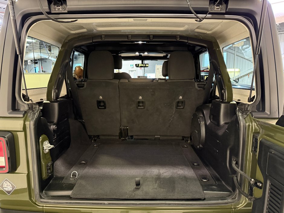 Jeep Wrangler WILLYS 4X4 // + DE 18000$ EN MODIFICATIONS 2023-21
