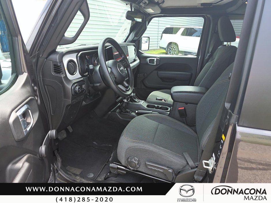 Jeep Wrangler SPORT 2024-10