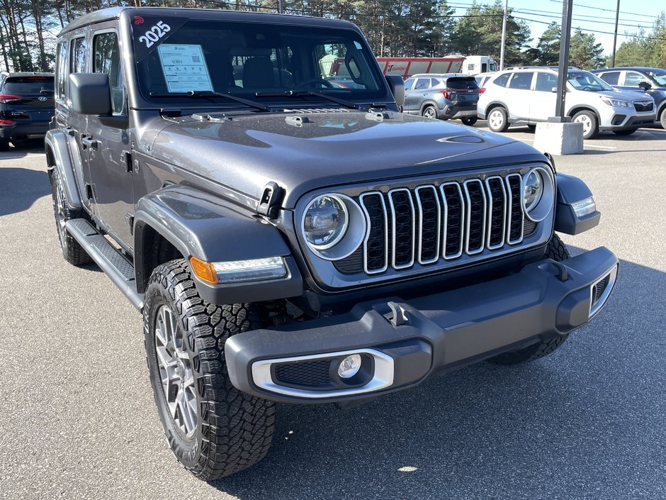 Jeep Wrangler SAHARA 2025-0