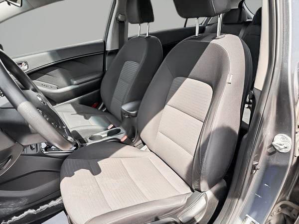Kia 5 portes Forte LX+ 2017-13